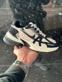 Nike v2k Bundle - image 1